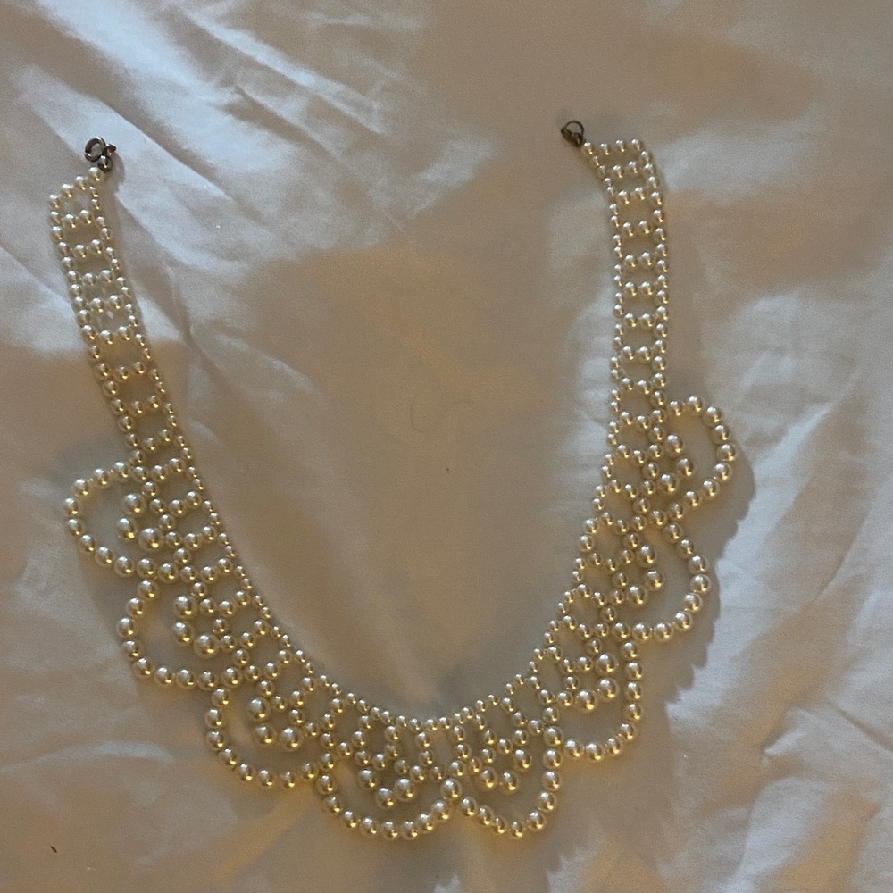 Elegant Pearl Necklace